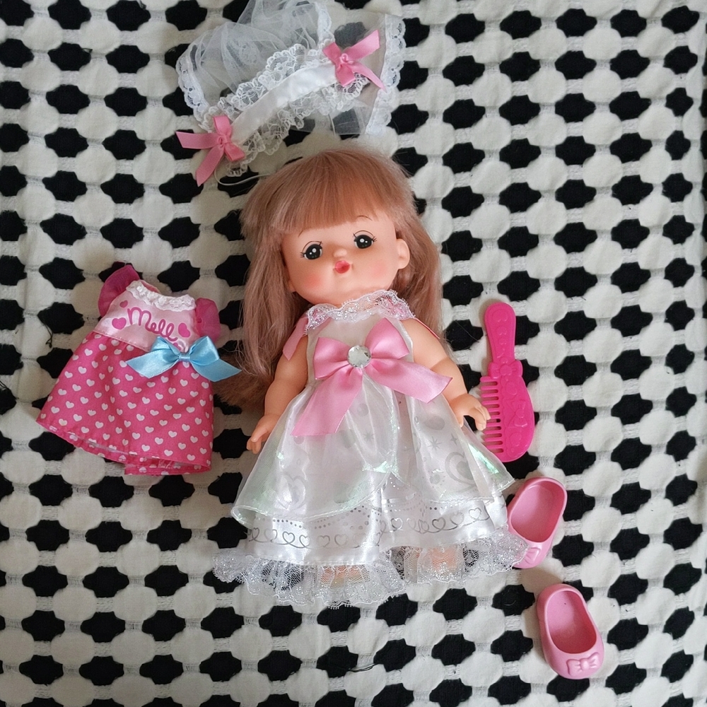 Mell Chan Japanese Doll With Accessories